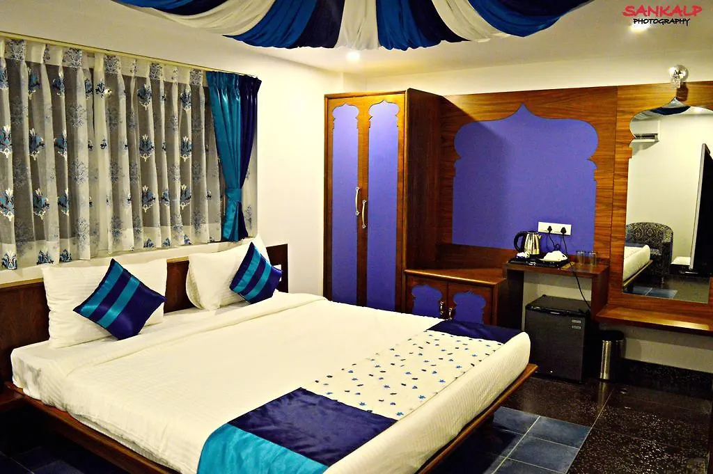 Sepoy Grande Maiçor Hotel