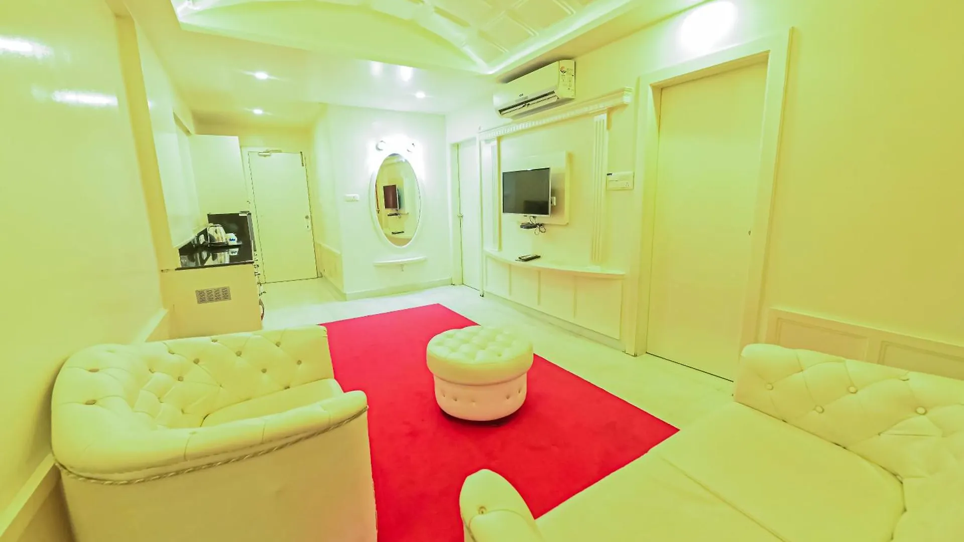 Hotel Sepoy Grande Mysore