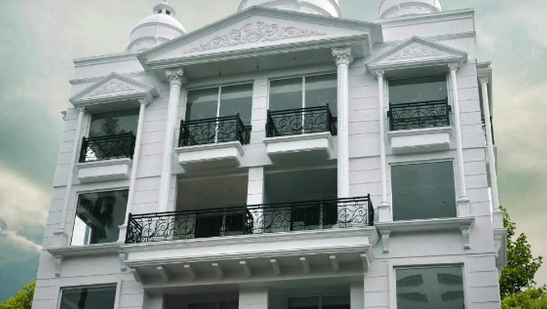Sepoy Grande Mysore Hotel